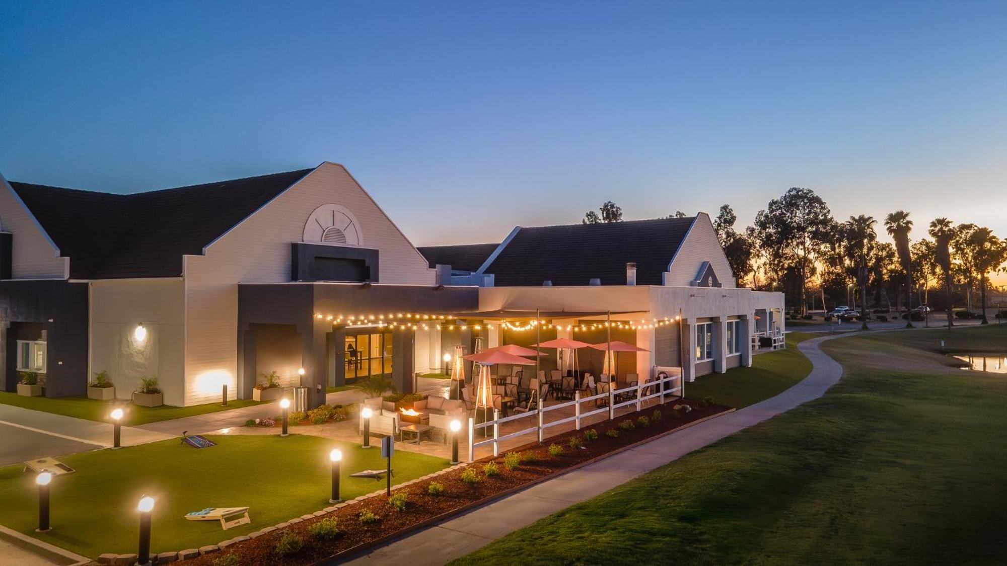 Staybridge Suites Oxnard - River Ridge By Ihg Exterior foto